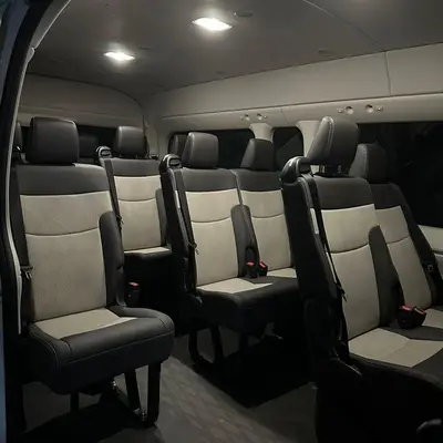 Toyota Hiace 2019+ — интерьер